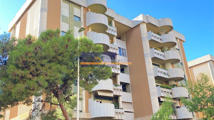 Cagliari via Caboni grazioso Quadrivano