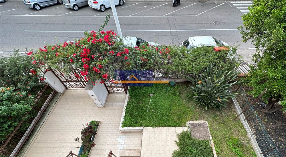 vista giardino-cortile